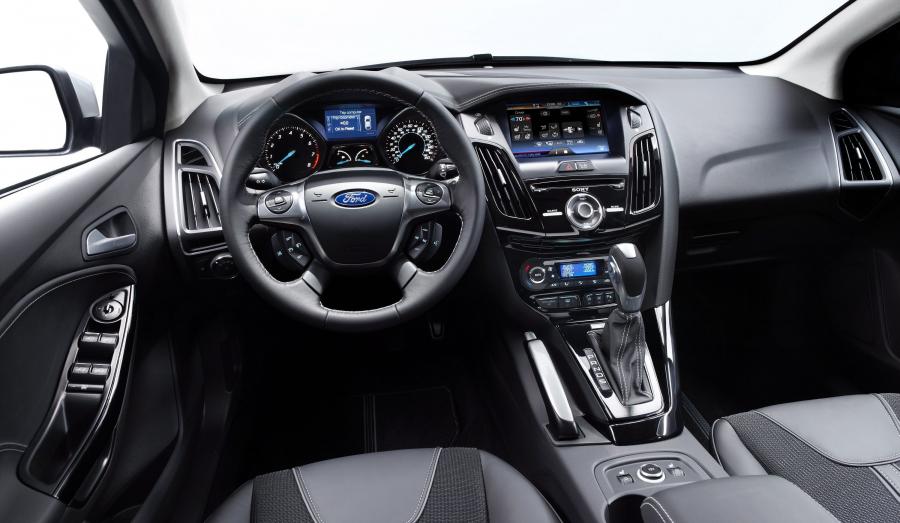  Ford Focus Sedan 2010 года  (фото 21 из 25)